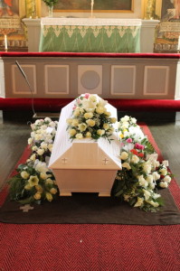 begravning fammos kista